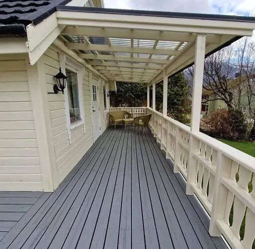 Pa Vakre Kolberg. アパート *